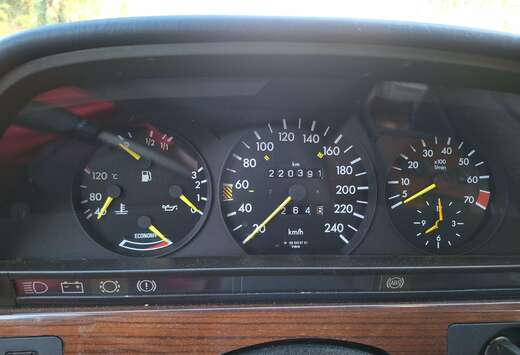 Mercedes-Benz 280 SE