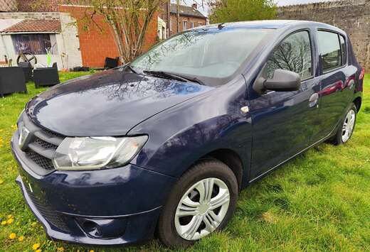 Dacia 1.2 16V 75 Laureate