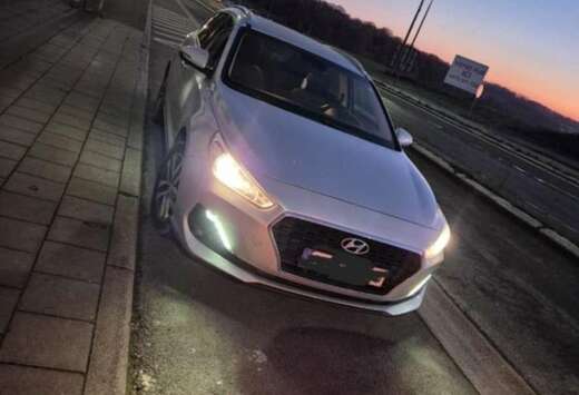 Hyundai SW 1.0 T-GDi Twist #1 Edition