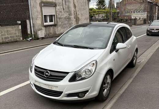Opel 1.2i Black Edition