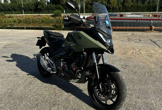 Honda X DCT