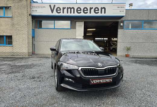 Skoda Camera / Park assist / Lane assist / Carplay /  ...