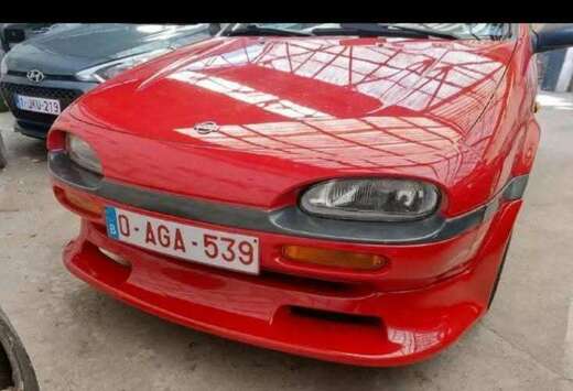 Nissan 1600 cc 90 cv