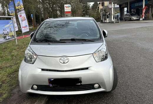 Toyota 1.0i VVT-i Terra Multidrive