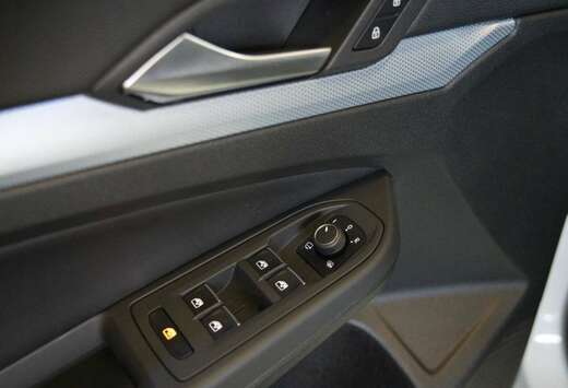 Volkswagen Life Goal 2.0 TDI DSG7 150 CV ** Attelage  ...