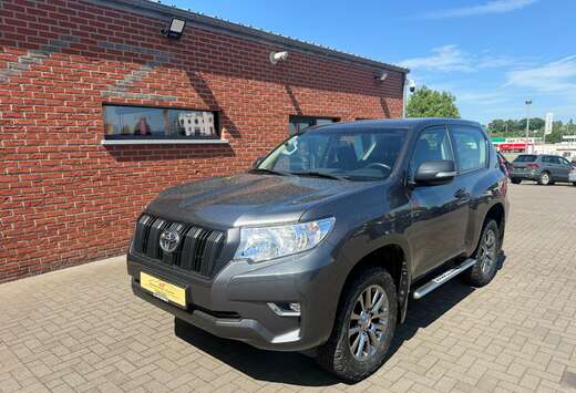 Toyota Land Cruiser 3.0 D-4D