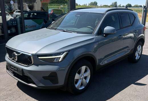 Volvo XC40 2.0 B3 MHEV Core DCT Core