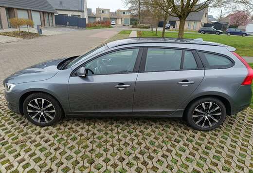 Volvo V60 2.0 D3 Momentum