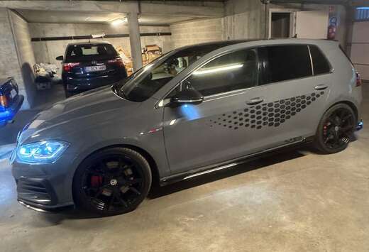 Volkswagen Golf 2.0 TSI TCR OPF DSG
