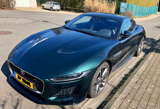 Jaguar Coupe 2.0 i4 P300 R-Dynamic