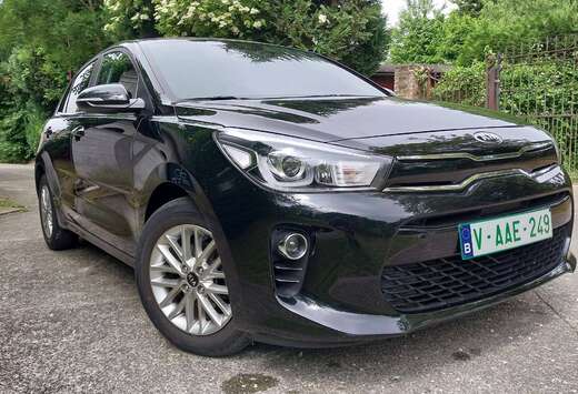 Kia Rio 1.2i /85cv/1er prop./ carnet complet/ bon ét ...