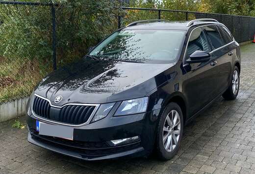 Skoda Octavia Combi 1.5 TSI ACT DSG Ambition