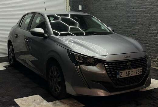 Peugeot 208 1.2i  Active Pack