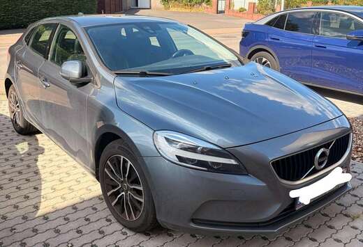 Volvo V40 2.0 T2 Black Edition GPF (EU6d-TEMP)