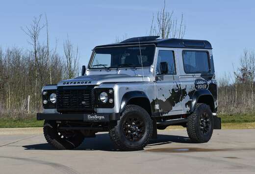 Land Rover 90 / 2.2 TD4 / \