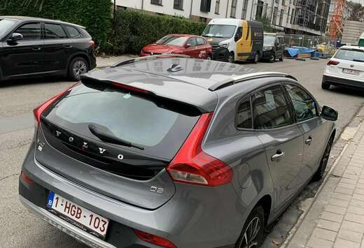 Volvo V40 Cross Country 1.5 T3 Momentum Geartronic