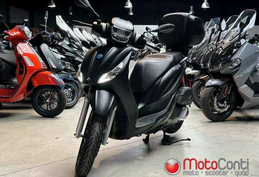 Piaggio S