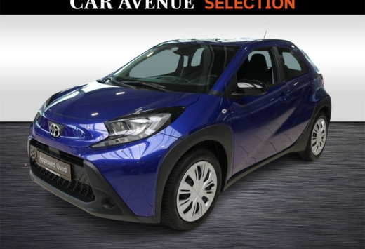 Toyota X Play 1.0 VVT-i