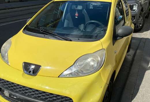 Peugeot 1.0i Urban Move