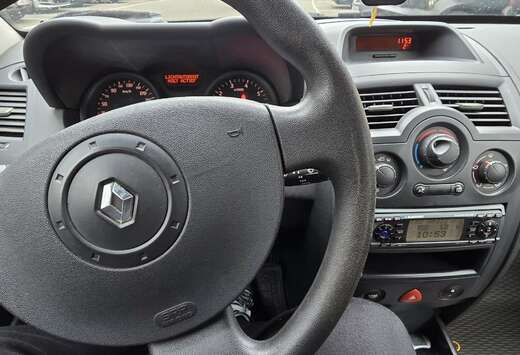 Renault Mégane SW 1.6i 16v Authentique Référence
