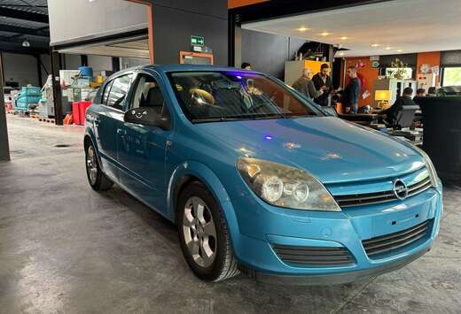 Opel SW 1.6i XEP 16v Cosmo/ 12 MOIS DE GARANTIE