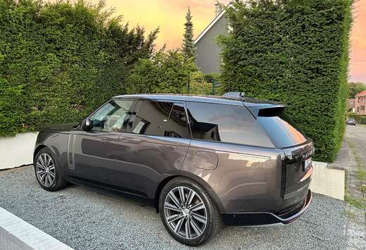 Land Rover Range Rover 3.0 P440 HSE