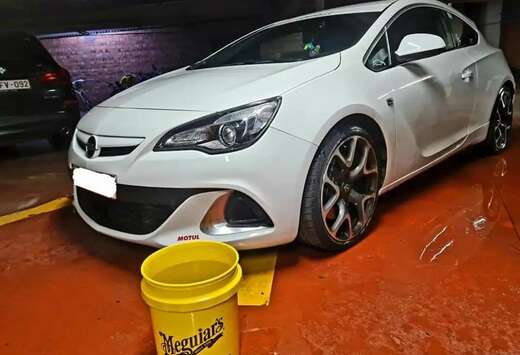 Opel astra gtc opc  J