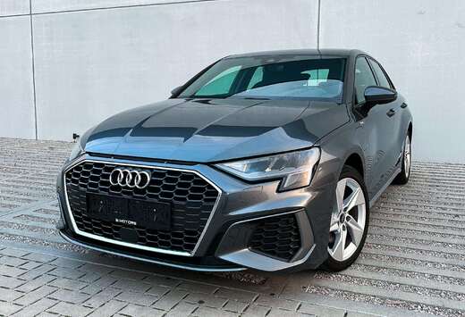 Audi 40 TFSIe S Line  Parkeersensoren  Cruise control