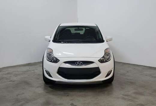 Hyundai ix2 1.4 Crossline * CAMERA * GPS * 53805 KM *