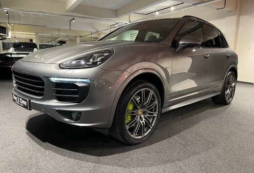 Porsche Cayenne S Hybrid Tiptronic S