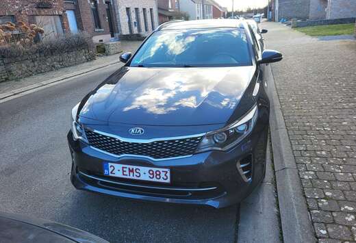 Kia Optima SW 1.7 CRDi First Edition ISG DCT