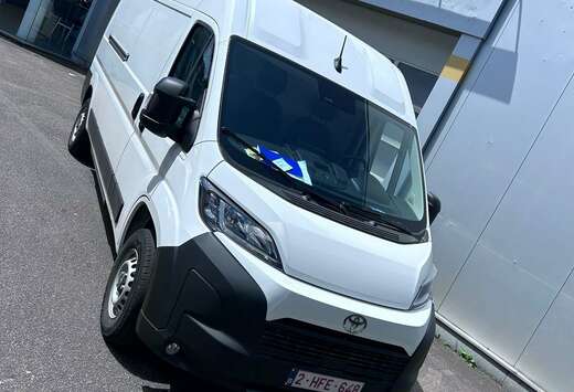 Toyota Prix 38.000€ Plus 21% TVA 110 kWh 35 L4H2 He ...