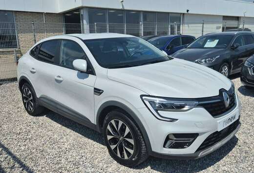 Renault Arkana E-TECH 1.6i Evolution