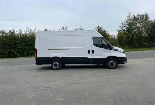 Iveco Eerste eigenaar, te koop wegens aankoop 5-zit.
