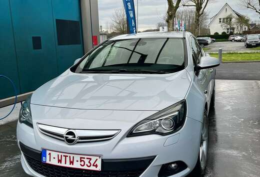 Opel GTC 1.4 Turbo Edition