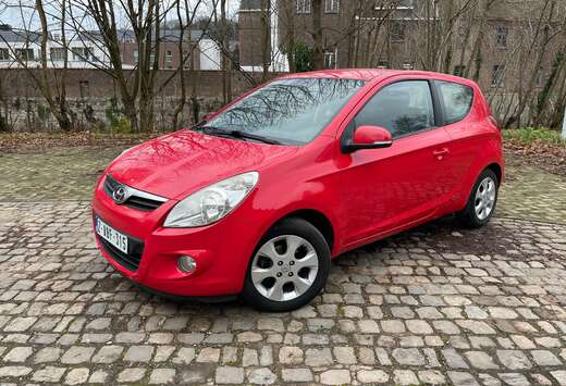 Hyundai 1.4i Lounge GARANTIE 1 AN / PRET A IMMATRICUL ...