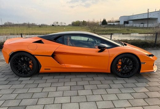 Lamborghini NEW MODEL PLUG IN HYBRIDE 920PK CARBON/SP ...