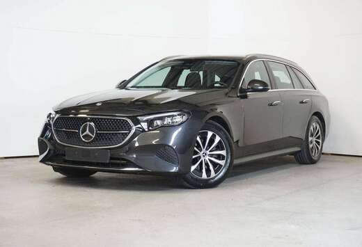 Mercedes-Benz TREKHAAK WEGKLAPBAAR