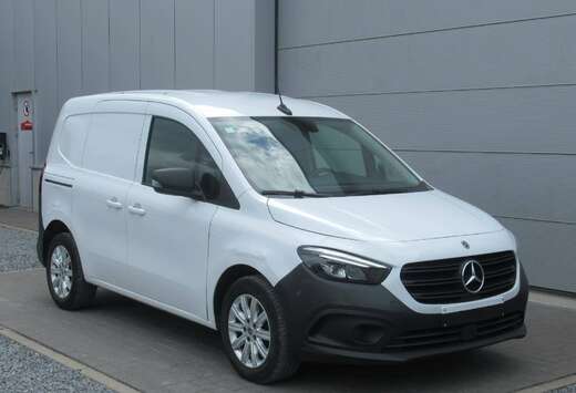 Mercedes-Benz 110 CDi Aut. /€14.870 netto / Navi /  ...
