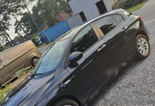 Fiat Tipo 1.4 T-Jet Easy