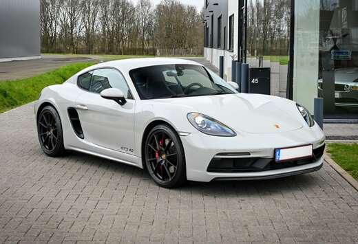 Porsche Cayman GTS 4.0 Manual