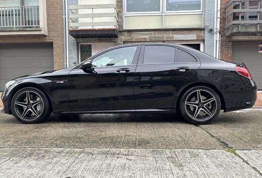 Mercedes-Benz AMG C 43 4Matic 9G-TRONIC