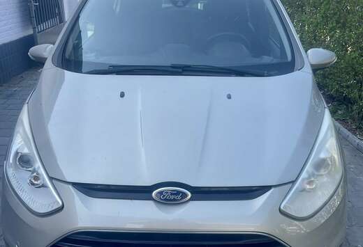 Ford 1.0 EcoBoost Titanium S&S TOIT PANORAMIQUE