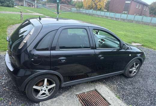 Opel Corsa 1.2i XEP 16v The Incredibles
