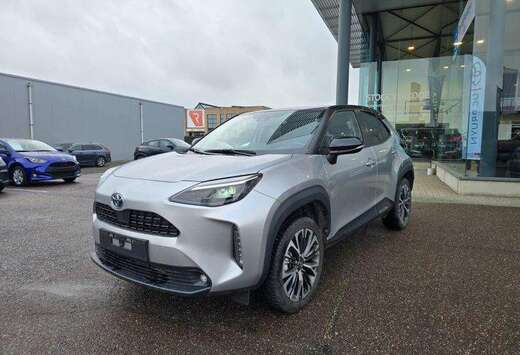 Toyota Elegant Bi-Tone