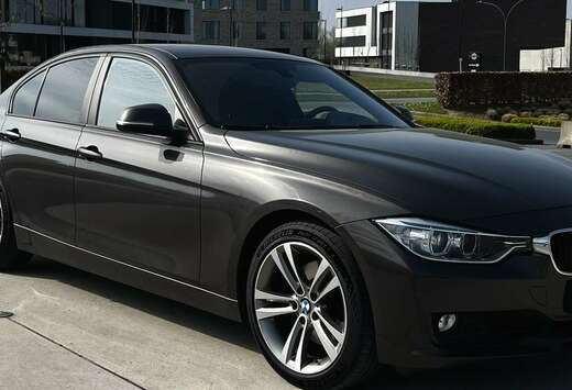 BMW 328i Sport Line