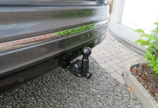 Volkswagen 2.0 TDI R-LINE 7PL.+PANOR. DAK+PROMO+GARAN ...