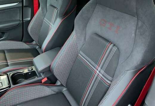 Volkswagen EDITION 50 DSG7 325CV