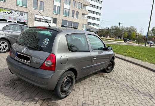 Renault 1.2i 16v Authentique