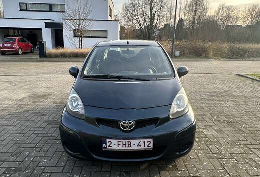 Toyota 1.0i VVT-i